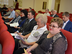 Областная трехсторонняя комиссия по регулированию социально-трудовых отношений Областная трехсторонняя комиссия по регулированию социально-трудовых отношений